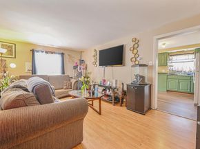 20 E Pine Street, Long Beach NY 11561