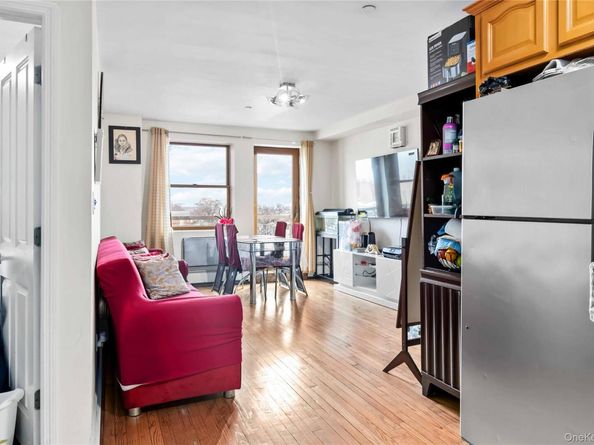 35-38 Junction Boulevard 5H, Corona NY 11368