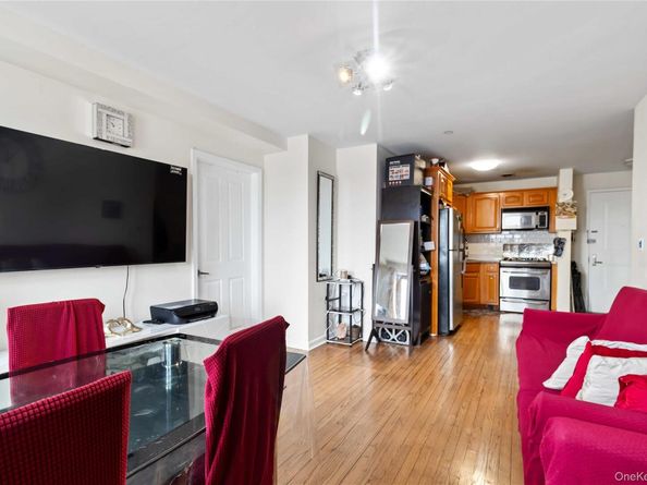 35-38 Junction Boulevard 5H, Corona NY 11368