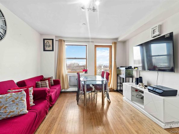 35-38 Junction Boulevard 5H, Corona NY 11368