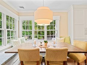 18 Matinecock Farms Road, Glen Cove NY 11542