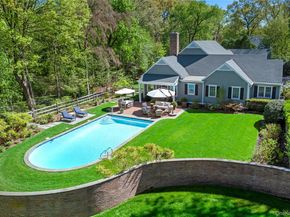 18 Matinecock Farms Road, Glen Cove NY 11542