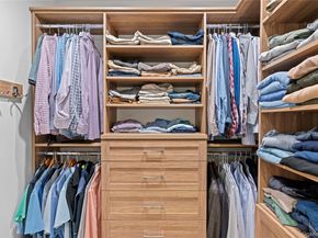 18 Matinecock Farms Road, Glen Cove NY 11542