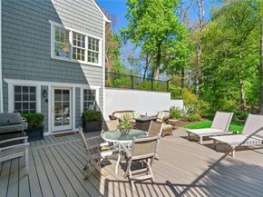 18 Matinecock Farms Road, Glen Cove NY 11542