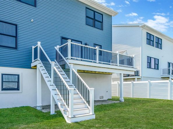 243 Mott Street, Oceanside NY 11572