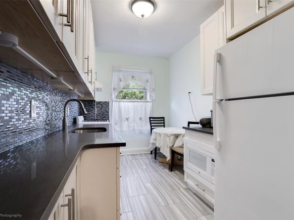 48-56 44th 2H, Woodside NY 11377