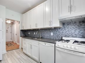 48-56 44th 2H, Woodside NY 11377