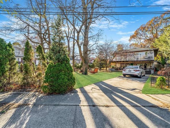 618 Wall Street, West Hempstead NY 11552