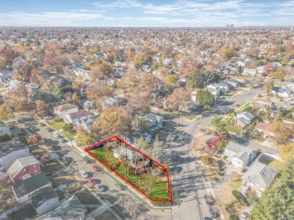 618 Wall Street, West Hempstead NY 11552