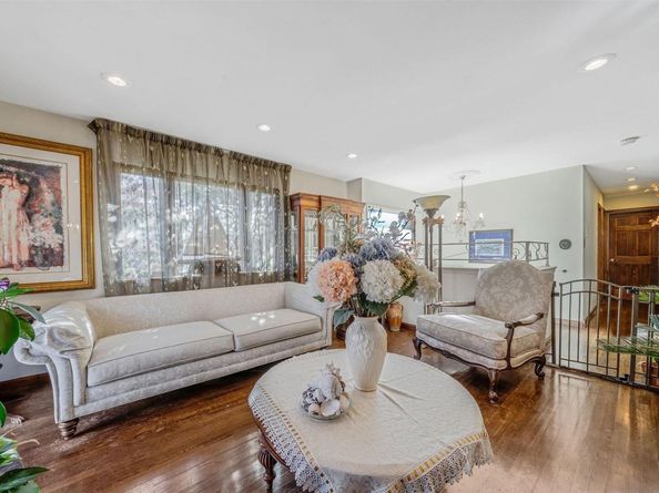 618 Wall Street, West Hempstead NY 11552