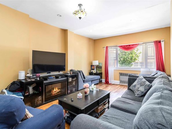 806 New Jersey Avenue, Brooklyn NY 11207
