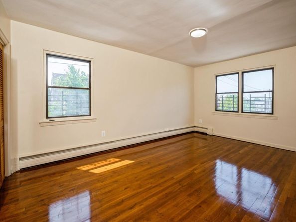 1149 East 219th Street, Bronx NY 10469