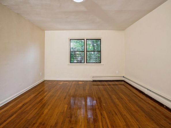 1149 East 219th Street, Bronx NY 10469