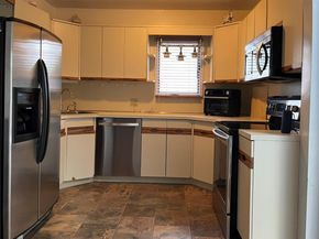 13 Reinhart Court, Melville NY 11747