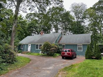 955 Deep Hole Drive