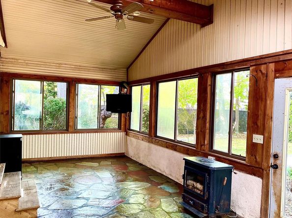 59 Sunset Road, Bay Shore NY 11706
