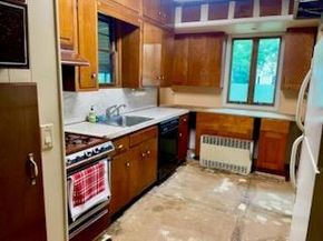59 Sunset Road, Bay Shore NY 11706