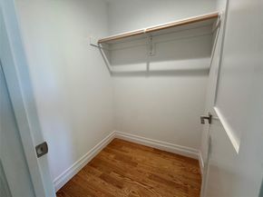 9 First Street, Glenwood Landing NY 11547