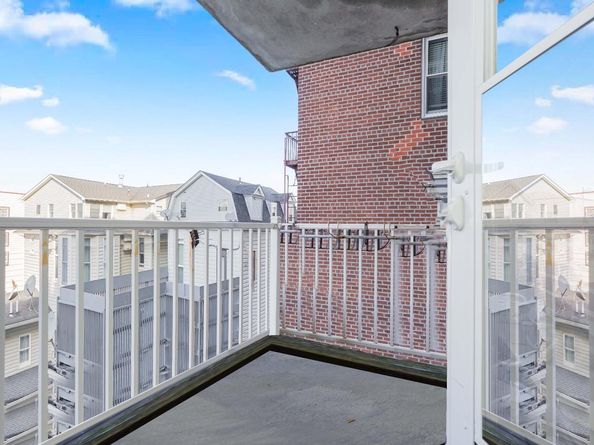 130 Beach 121st Street 2B, Rockaway Beach NY 11694