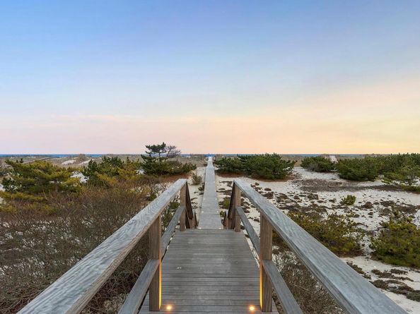 199 Dune Road, Westhampton Beach NY 11978