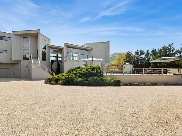 199 Dune Road, Westhampton Beach NY 11978