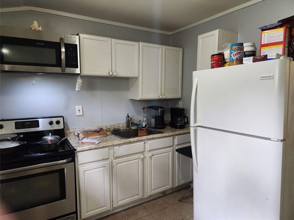 548 Taylor Avenue, East Patchogue NY 11772