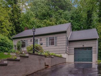 155 Woodbury Road