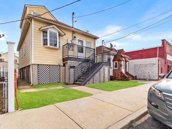 310 Beach 39th Street, Far Rockaway NY 11691