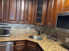 61-55 98 Street 14L, Rego Park NY 11374