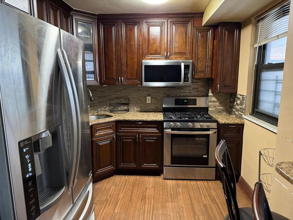 61-55 98 Street 14L, Rego Park NY 11374