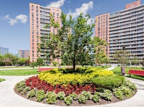 61-55 98 Street 14L, Rego Park NY 11374