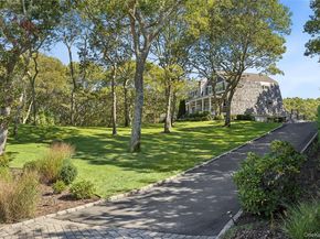 22 Old Trail Road, Water Mill NY 11976