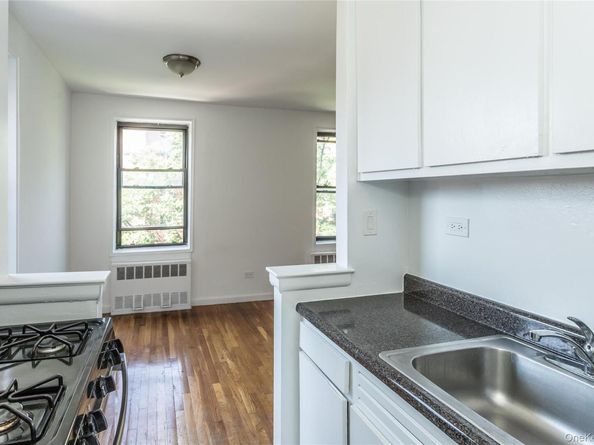 102-30 Queens Boulevard 6H, Forest Hills NY 11375
