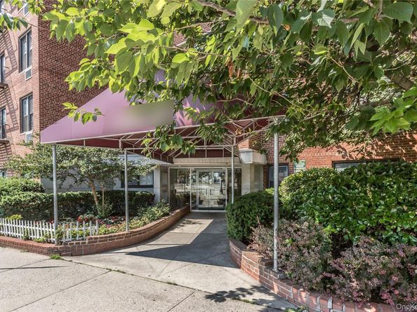 102-30 Queens Boulevard 6H, Forest Hills NY 11375
