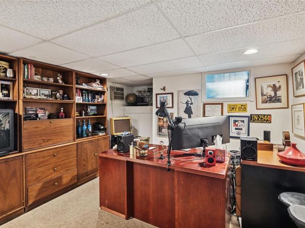 221 Somerset Drive, Hewlett NY 11557
