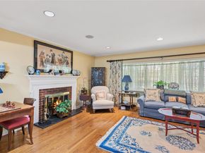 221 Somerset Drive, Hewlett NY 11557
