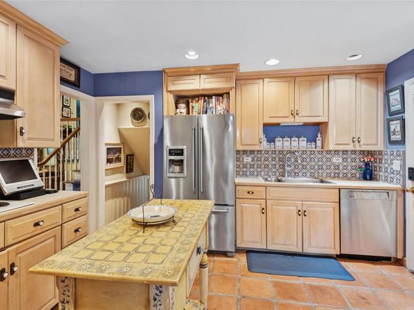 221 Somerset Drive, Hewlett NY 11557