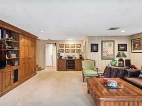 221 Somerset Drive, Hewlett NY 11557