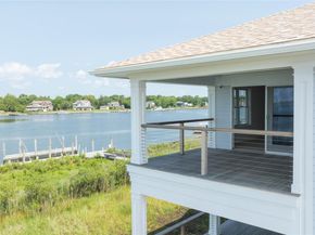 7 Convent Lane, Center Moriches NY 11934