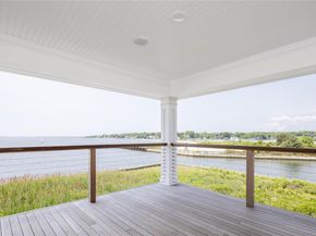 7 Convent Lane, Center Moriches NY 11934