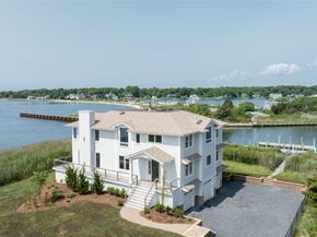 7 Convent Lane, Center Moriches NY 11934