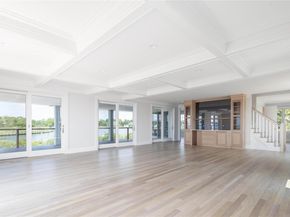 7 Convent Lane, Center Moriches NY 11934