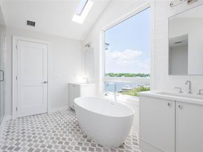 7 Convent Lane, Center Moriches NY 11934