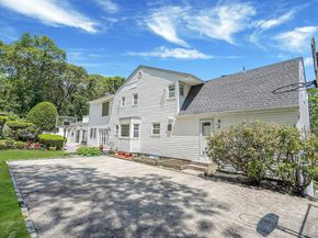 11 Country Squire Court, Dix Hills NY 11746