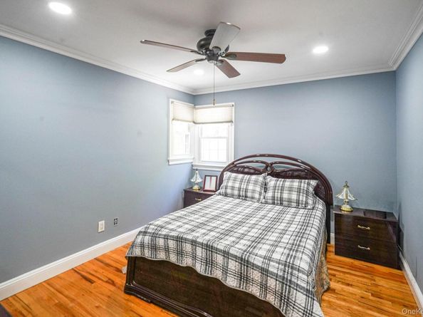 11 Country Squire Court, Dix Hills NY 11746