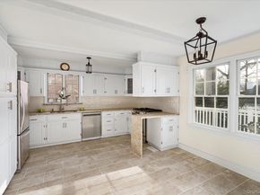 38 Mason Drive, Manhasset NY 11030