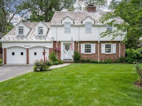 38 Mason Drive, Manhasset NY 11030