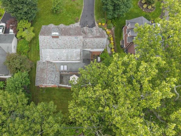 38 Mason Drive, Manhasset NY 11030