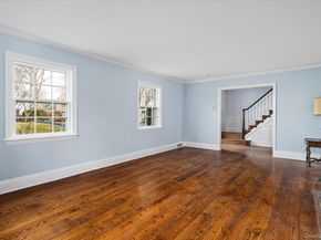 38 Mason Drive, Manhasset NY 11030