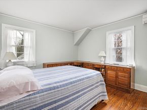 38 Mason Drive, Manhasset NY 11030